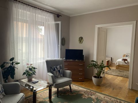 Eladó Lakás 7623 Pécs , Pécs Belváros
