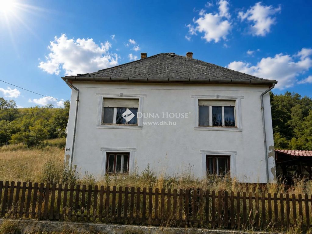 3657 Királd , Főút mellett — 1/14