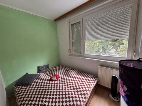 Eladó Lakás 8400 Ajka 