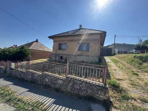 Eladó Ház 7720 Pécsvárad 
