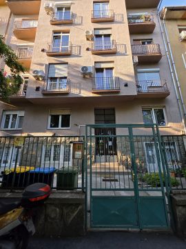Eladó Lakás 1143 Budapest 14. kerület , Erkélyes, zöldre néző polgári otthon!