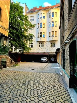 Eladó Iroda 1085 Budapest 8. kerület , 1085 Budapest 8, Baross