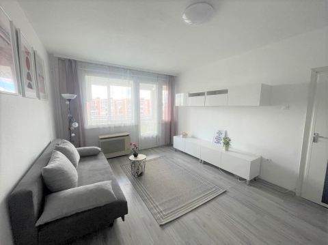 Kiadó Lakás 3200 Gyöngyös , Mátrai úti lakótelepen