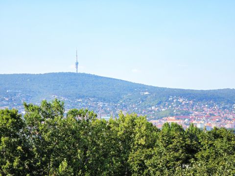 Eladó Lakás 7632 Pécs Kertvárosban 3 szobás panorámás lakás