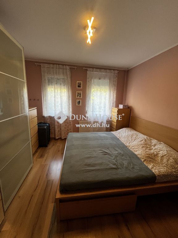 Eladó Lakás Budapest XVII. kerület, 