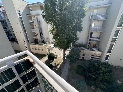 Eladó Lakás 1048 Budapest 4. kerület 4.kerületben, Jégcsarnok vonzáskörében