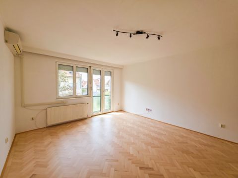 Eladó Lakás 1131 Budapest 13. kerület Rendezett lakóház, csendes utca-harmonikus otthoni környezet