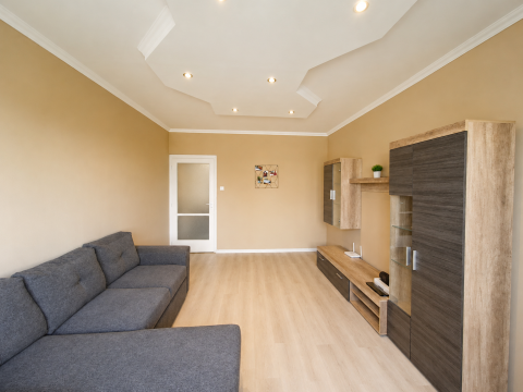 Eladó Lakás 6723 Szeged , Lomnici utcában