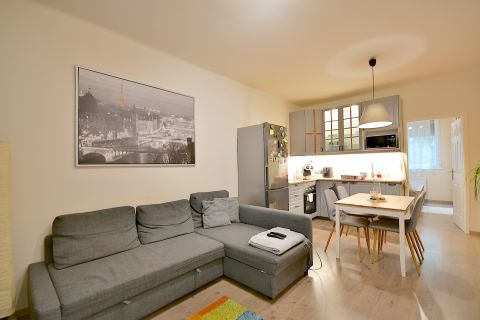 Eladó Lakás 1098 Budapest 9. kerület 