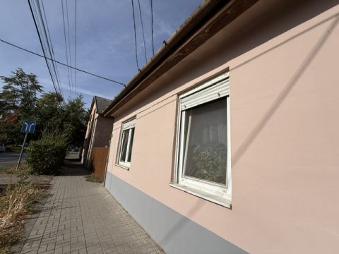 Eladó Ház 2220 Vecsés 
