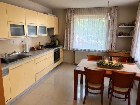 Eladó Ház 7300 Komló 