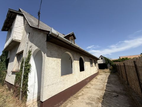 Eladó Ház 2360 Gyál 