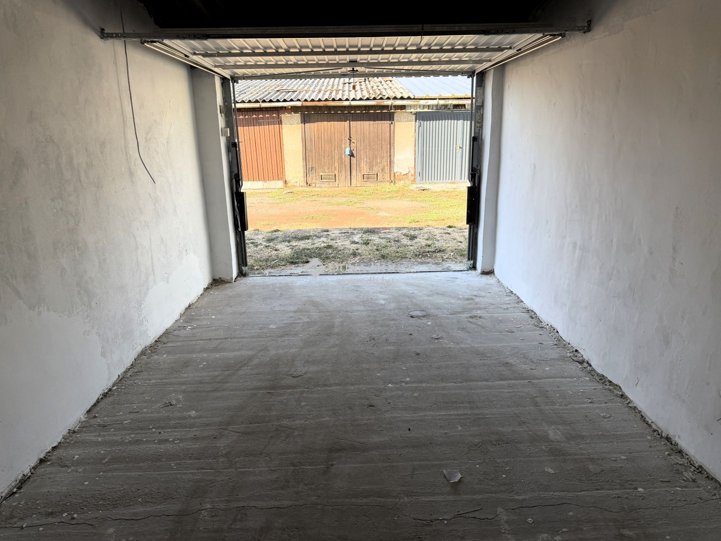 Eladó parkoló Békéscsabán – PA060098