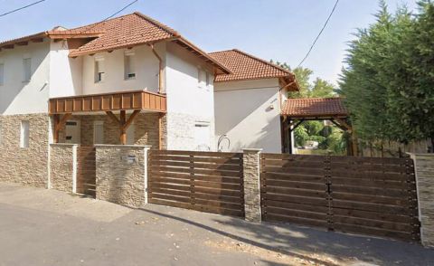 Eladó Lakás 1047 Budapest 4. kerület , 4.kerület csendes kertvárosi részén, újszerű ingatlan eladó!