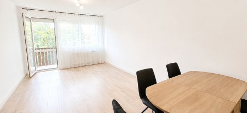 Eladó Lakás 8000 Székesfehérvár 