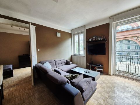Eladó Lakás 1085 Budapest 8. kerület PALOTANEGYEDBEN 3 + 1 szobás lakás LIFTES házban