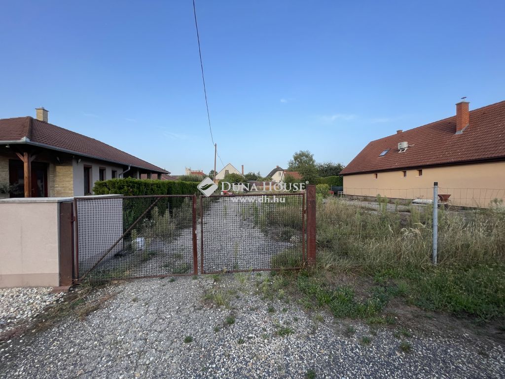 9900 Körmend , Központ közelében — 1/7
