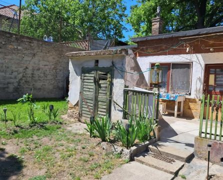 Eladó Ház 8191 Öskü Öskü templom