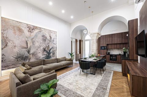 Kiadó Lakás 1065 Budapest 6. kerület , Nappali 2 hálós 2 fürdős luxuslakás kiadó a Parlamentnél
