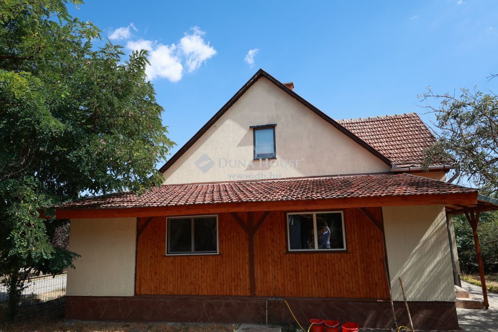5510 Dévaványa , Tó közelében — 1/26
