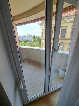 Kiadó Lakás 1094 Budapest 9. kerület Újszerű állapotú, azonnal költözhető, berendezett lakás! 