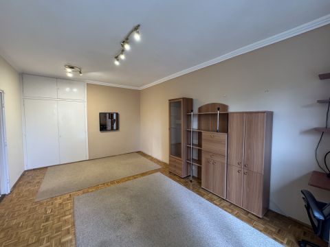 Eladó Lakás 9023 Győr Szabolcska utca közelében