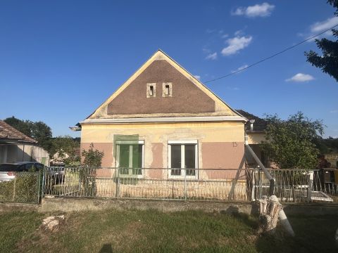 Eladó Ház 9831 Bérbaltavár , Bérbaltavár Béke utca 
