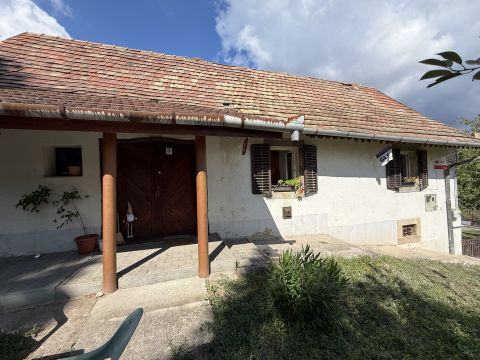 Eladó Iroda 7627 Pécs 