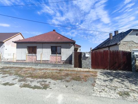 Eladó Ház 7212 Kocsola , Nagymező u.