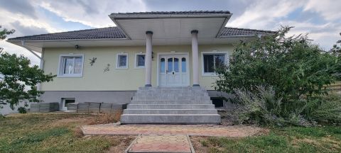 Eladó Ház 8372 Cserszegtomaj Panorámás, csendes