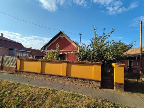 Eladó Ház 4243 Téglás , 4243 Téglás, Belváros