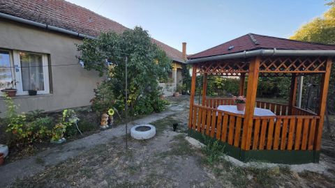 Eladó Ház 2740 Abony , Nincs utca