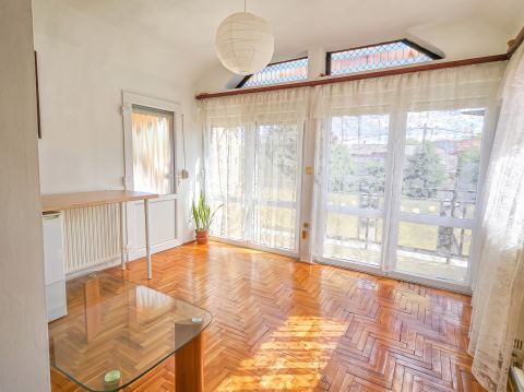 Eladó Ház 1205 Budapest 20. kerület , Wekerlétől pár száz méterre, felújítandó családi ház