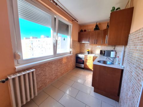 Eladó Lakás 6000 Kecskemét BELVÁROS SZÍVÉBEN PANORÁMÁS LAKÁS ELADÓ.
