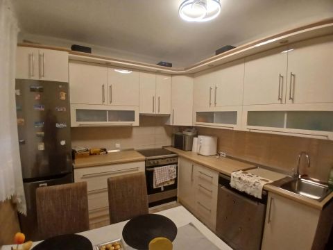 Eladó Lakás 4031 Debrecen , Tócóskert