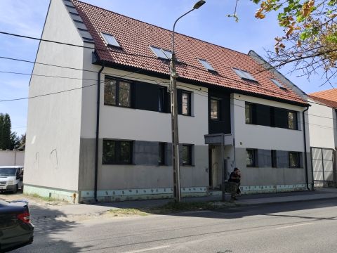 Eladó Lakás 6000 Kecskemét , Új építésű, első emeleti 3 szobás lakás