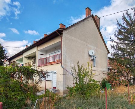 Eladó Ház 5920 Csorvás Gábor Áron utcában