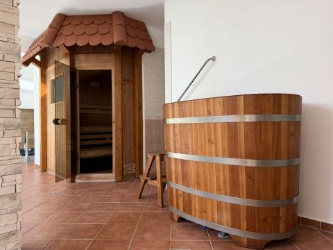 Eladó Vendéglátás 9437 Hegykő Termálfürdőnél PRÉMIUM WELLNESS PANZIÓ eladó!