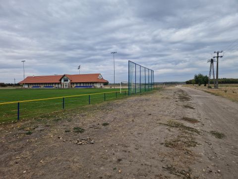 Eladó Telek 2211 Vasad , Vasad sportpályánál belterületi kivett beépítetlen terület
