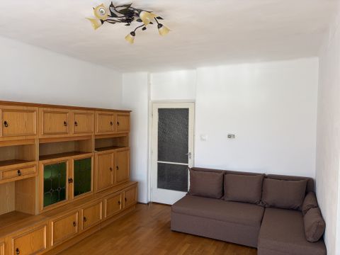 Eladó Lakás 6000 Kecskemét , Műkertváros