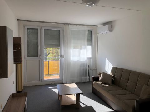 Kiadó Lakás 7632 Pécs 