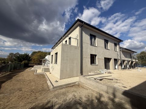 Eladó Lakás 6000 Kecskemét , Új építésű lakások 5 lakásos társasházban