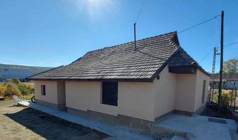 Eladó Ház 2654 Romhány 