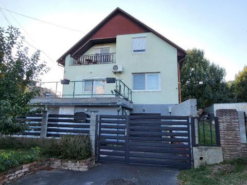 Eladó Ház 8640 Fonyód , 8640 Fonyód, lakóövezet