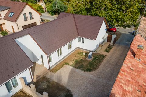 Eladó Ház 7100 Szekszárd 