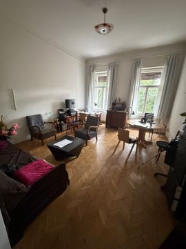 Eladó Lakás 1053 Budapest 5. kerület , Befektetőknek,családnak tökéletes/csends környék