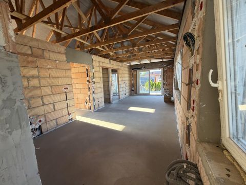Eladó Lakás 8600 Siófok , újépítésű, 1 emeleti, teraszos, modern lakás